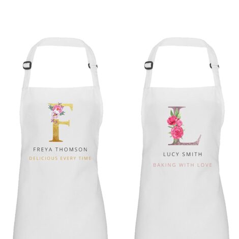 Customizable women’s baking apron with personalized details – perfect gift for cooking enthusiasts.