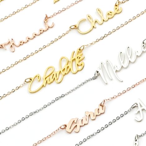 Customizable Name Necklace in Silver or Rose Gold – Dainty Pendant Jewelry, Perfect Gift for Mothers or Girls.