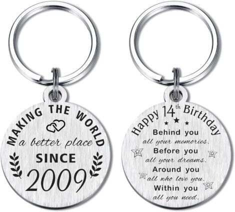 14th birthday keychain for boys and girls born in 2009 – ideal 2009 birthday decoration.