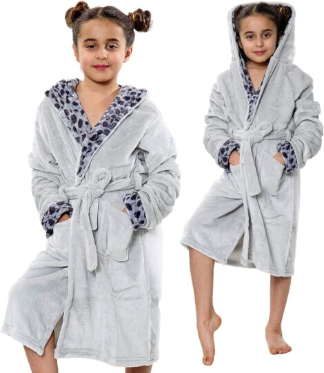 Kids’ Leopard Print Bathrobe: Soft, Hooded Dressing Gown for Beach, Bathing, and Watersports (Ages 5-13)