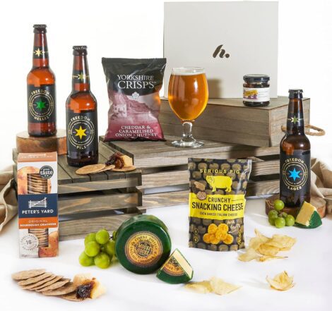 Craft Beer & Cheese Hamper – Gourmet Beer, Cheese, Crackers, Chutney & Crisps Food Hamper.