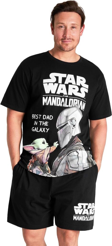 Disney Mandalorian Men’s Summer Pyjamas Set: Soft & Breathable Baby Yoda Lounge Wear