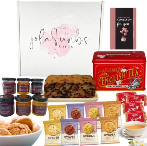 English Breakfast Tea Berry-Red Hamper: 40 Tea Bags, Biscuits, Cake, Cards & More – Perfect Gift for Grandma