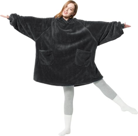 Bedsure Oversized Hoodie Blanket for Women – Warm & Fluffy Fleece Gift, Ash Black, 95x85cm.