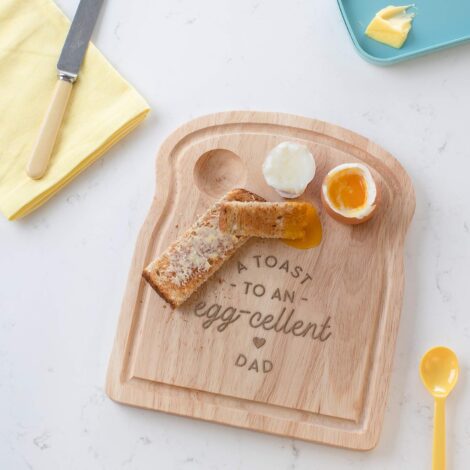 Egg-cellent Dad Breakfast Egg Board – Unique Dad Gift Idea with Funny Engraved Pun Design