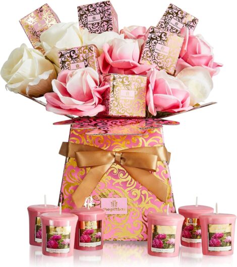 Luxurious Sparklerose Candle Bouquet: Ideal Gift for Women, Mums, and Birthdays.