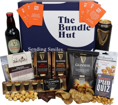 Guinness Men’s Gift Set: Beer, Chocolate, Crisps, Popcorn & Pub Quiz – Perfect for Dad’s Day, Birthday! (Blue Box)