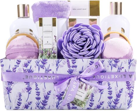 Lavender Bath Gift Set, 12pcs, Spa Luxetique. Perfect Relaxation and Pampering for Women.