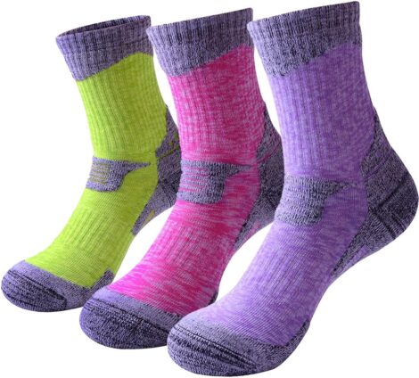 RedMaple 3 Pairs Women’s Outdoor Socks – Comfy Fitness Crew for Camping, Hiking, and Sports.