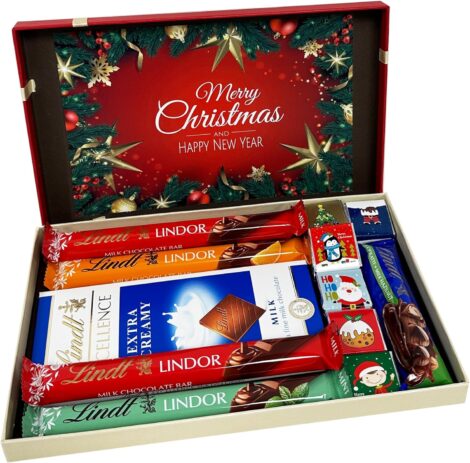 Lindt Chocolate Hamper – Fantastic Assortment of Luxury Chocolates in Gorgeous Box | Ideal Christmas Treat
